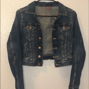 Cropped jeans jacket
